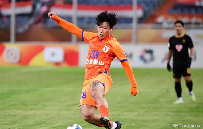 山东鲁能领先，客场击败广州富力继续占据首位